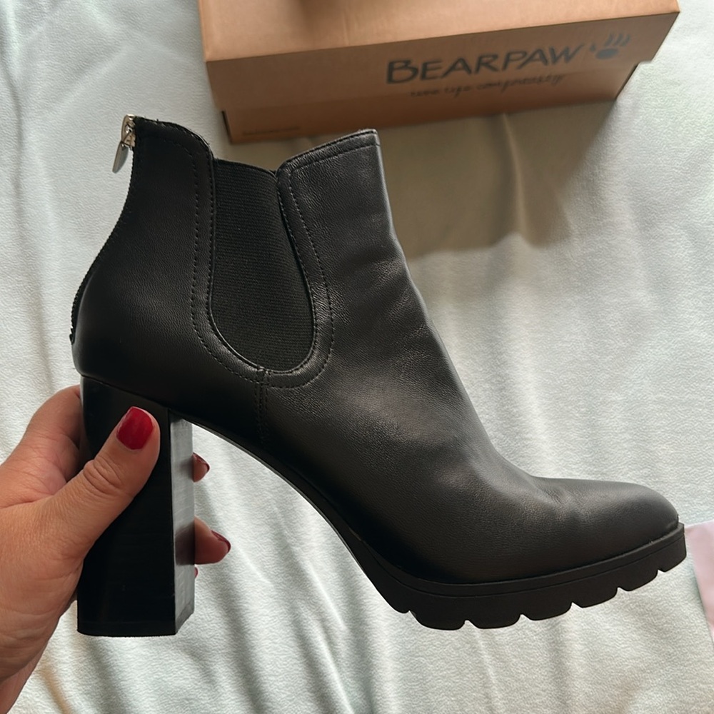 Adrienne Vittadini Black Ankle Boots size 9M
